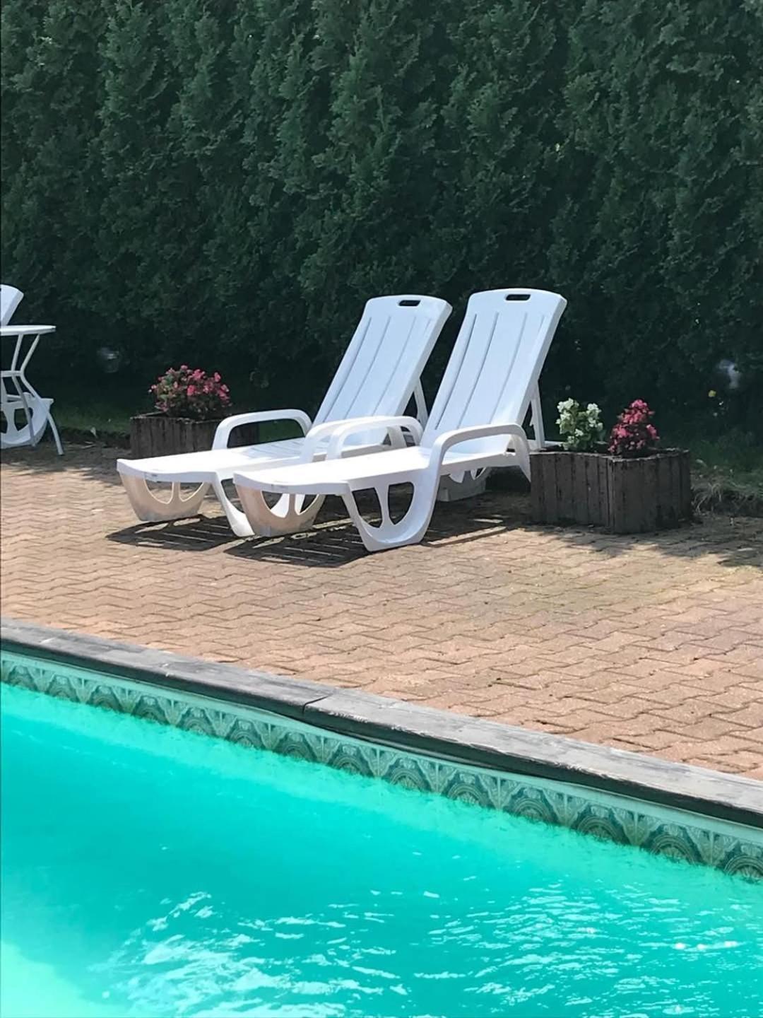Dog Friendly Dom, Apartamenty Wichrowe Wzgorza Z Basenem Brenna أوسترون المظهر الخارجي الصورة